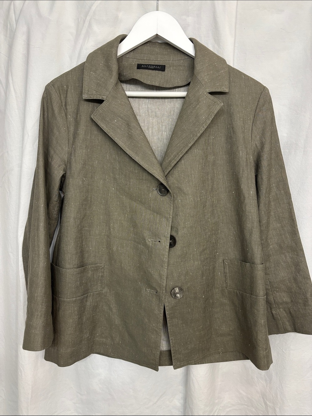 Antonelli Firenze Olive Linen-Blend Three-Button Notch Collar Blazer